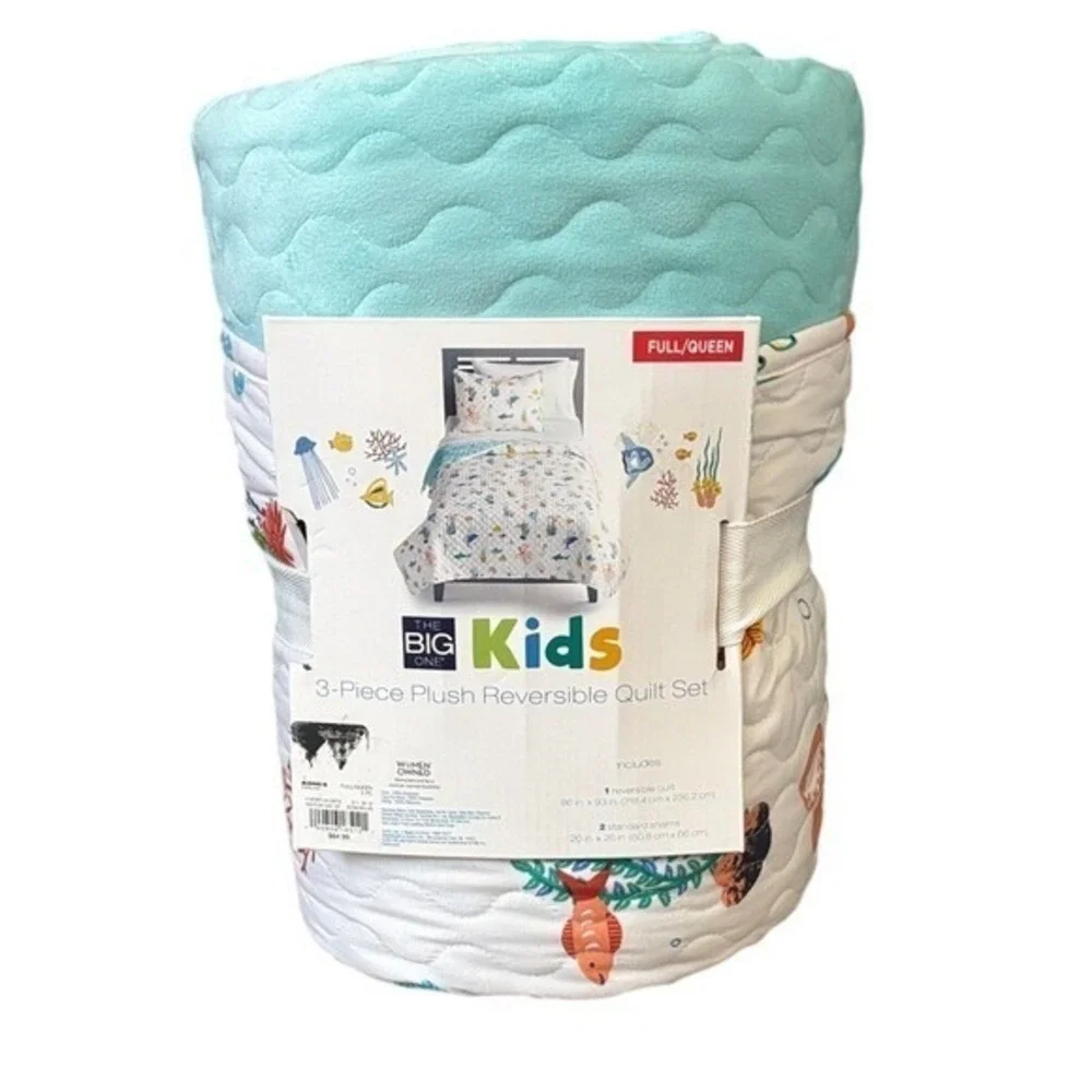 NEW THE BIG ONE KIDS- FULL / QUEEN- 3 PC. PLUSH / FLEECE REVERSIBLE QUILT SET~
